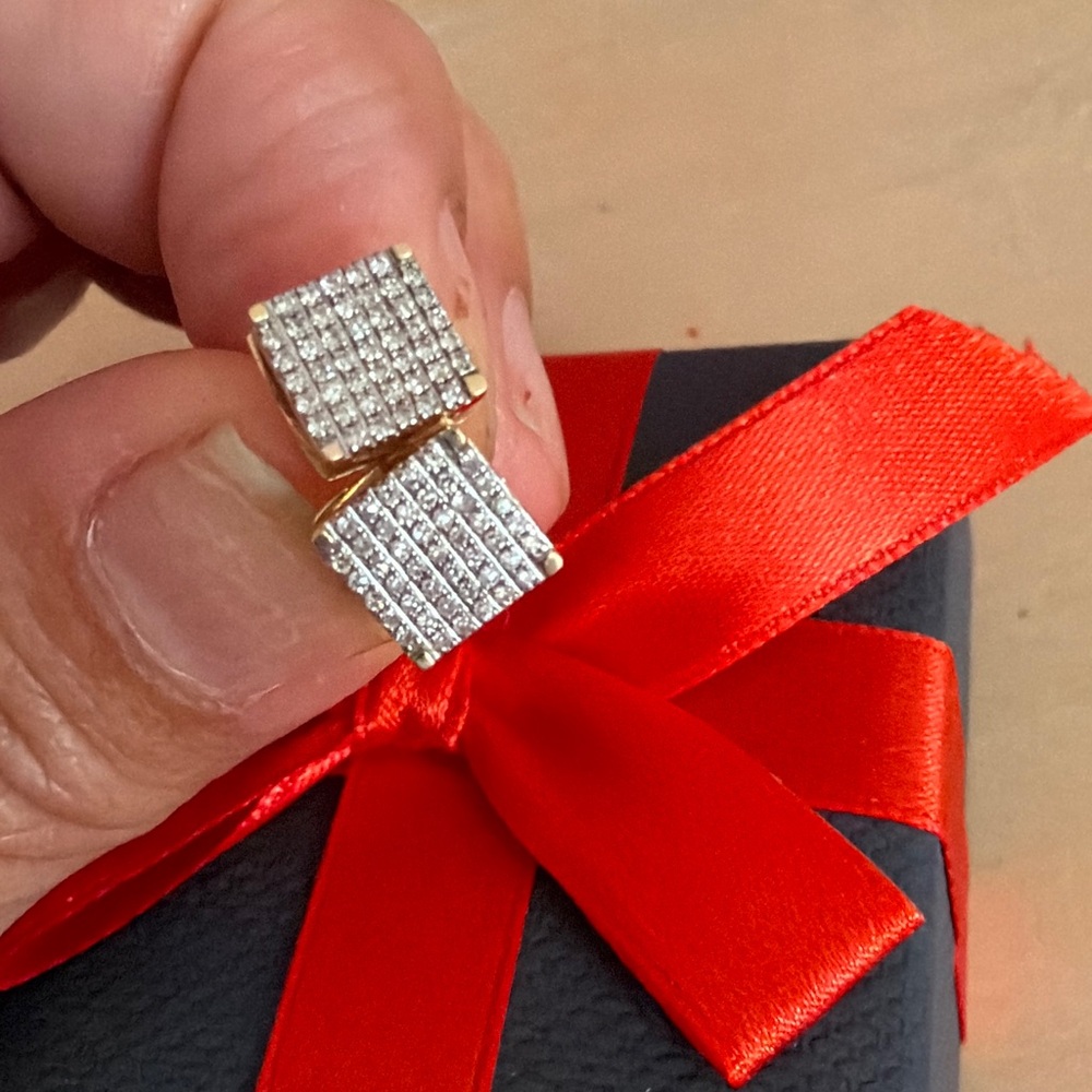 14kGold Square Pavé Stud Earrings - Clear Crystal